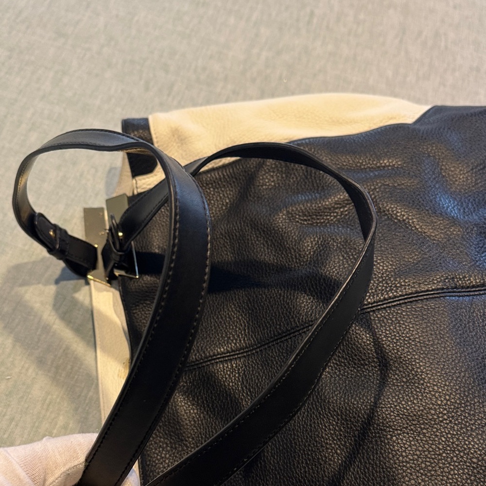 Vince Camuto Black and White Tote Bag - Picture 15 of 15
